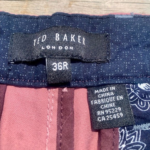 Ted Baker London Men’s Shorts - Size 36R, Dusty Rose - Picture 9 of 10